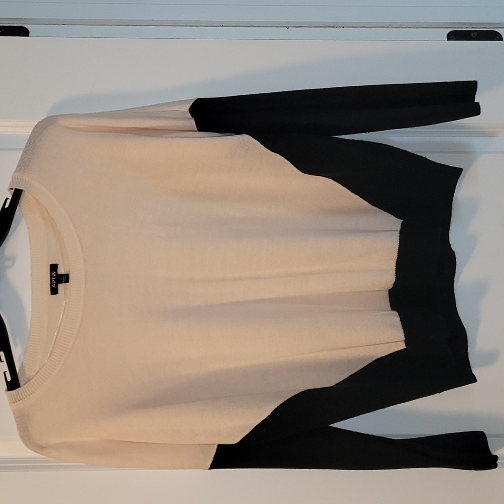 Apt 9 sweater L